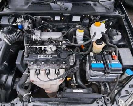 Черный Дэу Ланос, объемом двигателя 1.5 л и пробегом 450 тыс. км за 1750 $, фото 9 на Automoto.ua