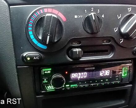 Черный Дэу Ланос, объемом двигателя 1.5 л и пробегом 170 тыс. км за 2500 $, фото 12 на Automoto.ua