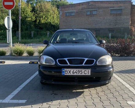 Чорний Деу Ланос, об'ємом двигуна 1.5 л та пробігом 329 тис. км за 2000 $, фото 1 на Automoto.ua