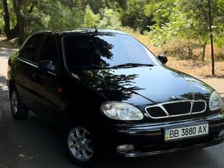 Черный Дэу Ланос, объемом двигателя 1.5 л и пробегом 157 тыс. км за 3300 $, фото 1 на Automoto.ua