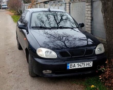 Черный Дэу Ланос, объемом двигателя 1.6 л и пробегом 140 тыс. км за 2900 $, фото 1 на Automoto.ua