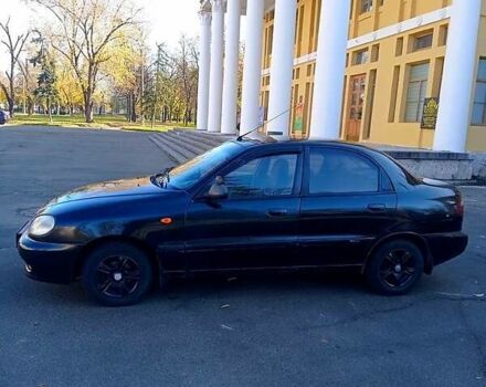 Черный Дэу Ланос, объемом двигателя 1.5 л и пробегом 365 тыс. км за 2000 $, фото 1 на Automoto.ua