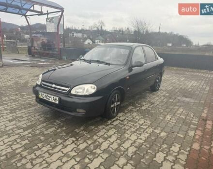 Черный Дэу Ланос, объемом двигателя 1.5 л и пробегом 300 тыс. км за 1700 $, фото 1 на Automoto.ua