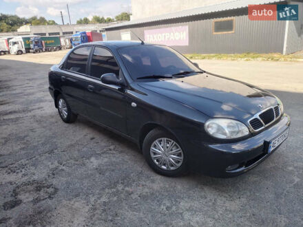 Черный Дэу Ланос, объемом двигателя 1.5 л и пробегом 170 тыс. км за 3000 $, фото 1 на Automoto.ua