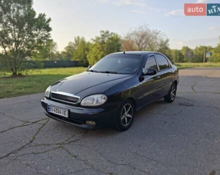 Черный Дэу Ланос, объемом двигателя 1.5 л и пробегом 127 тыс. км за 2650 $, фото 1 на Automoto.ua