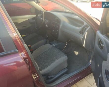 Фиолетовый Дэу Ланос, объемом двигателя 1.5 л и пробегом 280 тыс. км за 2000 $, фото 5 на Automoto.ua