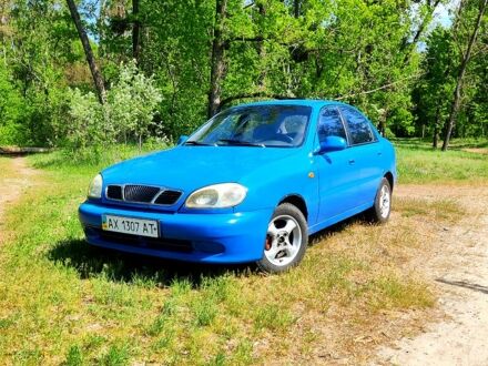 Деу Ланос 1998 у Харкові на Automoto.ua Фіолетовий Деу Ланос, об'ємом двигуна 1.5 л та пробігом 0 тис. км за 1500 $, фото 1 на Automoto.ua