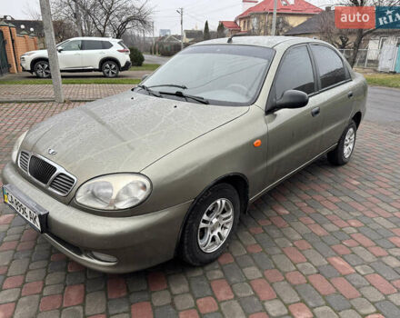 Коричневый Дэу Ланос, объемом двигателя 0 л и пробегом 165 тыс. км за 2650 $, фото 1 на Automoto.ua