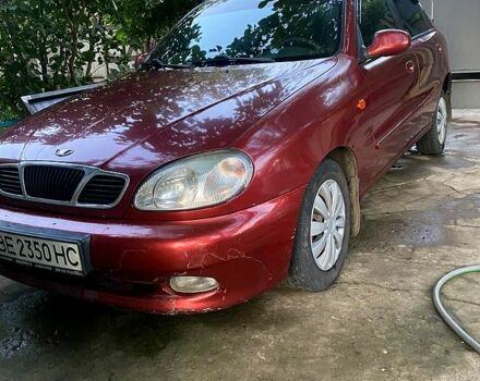 Дэу Ланос 2002 в Николаеве на Automoto.ua Красный Дэу Ланос, объемом двигателя 1.6 л и пробегом 200 тыс. км за 1700 $, фото 4 на Automoto.ua