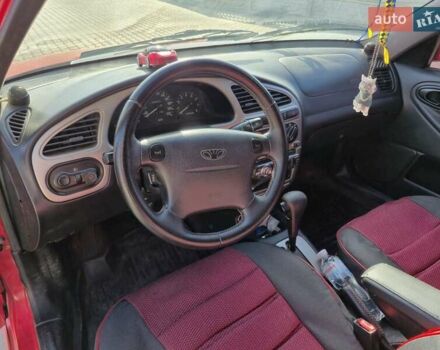 Красный Дэу Ланос, объемом двигателя 1.6 л и пробегом 249 тыс. км за 3300 $, фото 7 на Automoto.ua
