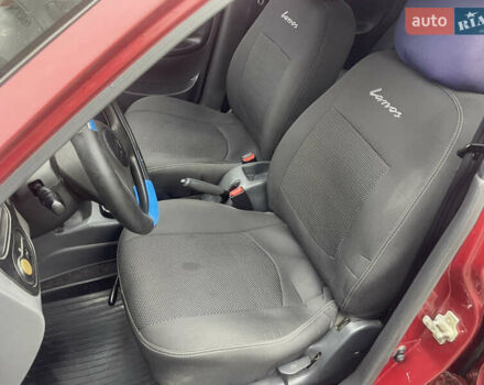 Красный Дэу Ланос, объемом двигателя 1.5 л и пробегом 194 тыс. км за 2300 $, фото 9 на Automoto.ua