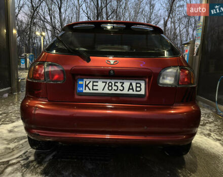 Червоний Деу Ланос, об'ємом двигуна 1.5 л та пробігом 251 тис. км за 2000 $, фото 3 на Automoto.ua