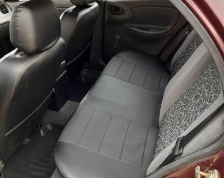 Красный Дэу Ланос, объемом двигателя 1.6 л и пробегом 172 тыс. км за 2999 $, фото 6 на Automoto.ua