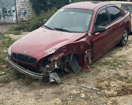 Деу Ланос 2002 у Старокостянтинів на Automoto.ua Червоний Деу Ланос, об'ємом двигуна 1.6 л та пробігом 250 тис. км за 1300 $, фото 1 на Automoto.ua