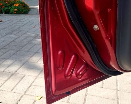 Красный Дэу Ланос, объемом двигателя 1.3 л и пробегом 170 тыс. км за 1800 $, фото 2 на Automoto.ua