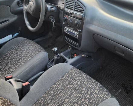 Красный Дэу Ланос, объемом двигателя 1.5 л и пробегом 228 тыс. км за 2999 $, фото 4 на Automoto.ua