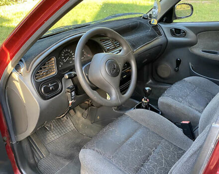 Деу Ланос 2005 у Коломаке на Automoto.ua Червоний Деу Ланос, об'ємом двигуна 1.5 л та пробігом 320 тис. км за 1700 $, фото 10 на Automoto.ua