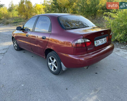Красный Дэу Ланос, объемом двигателя 1.5 л и пробегом 200 тыс. км за 2150 $, фото 4 на Automoto.ua