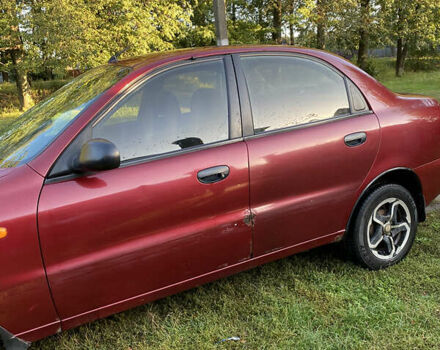 Деу Ланос 2005 у Коломаке на Automoto.ua Червоний Деу Ланос, об'ємом двигуна 1.5 л та пробігом 320 тис. км за 1700 $, фото 3 на Automoto.ua