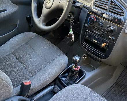 Деу Ланос 2005 у Коломаке на Automoto.ua Червоний Деу Ланос, об'ємом двигуна 1.5 л та пробігом 320 тис. км за 1700 $, фото 5 на Automoto.ua