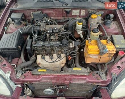 Красный Дэу Ланос, объемом двигателя 1.5 л и пробегом 501 тыс. км за 2400 $, фото 5 на Automoto.ua