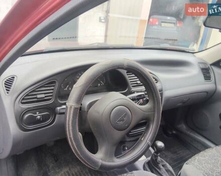 Красный Дэу Ланос, объемом двигателя 1.5 л и пробегом 152 тыс. км за 3150 $, фото 5 на Automoto.ua
