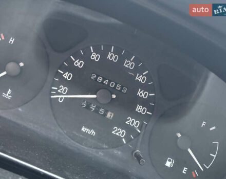 Красный Дэу Ланос, объемом двигателя 1.3 л и пробегом 283 тыс. км за 1500 $, фото 4 на Automoto.ua