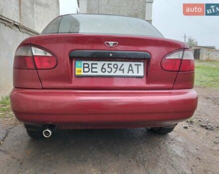 Красный Дэу Ланос, объемом двигателя 1.5 л и пробегом 191 тыс. км за 2500 $, фото 1 на Automoto.ua