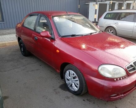 Красный Дэу Ланос, объемом двигателя 1.5 л и пробегом 175 тыс. км за 1000 $, фото 2 на Automoto.ua