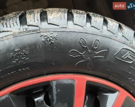 Красный Дэу Ланос, объемом двигателя 1.5 л и пробегом 191 тыс. км за 2500 $, фото 4 на Automoto.ua