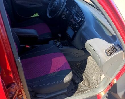 Червоний Деу Ланос, об'ємом двигуна 1.5 л та пробігом 313 тис. км за 2480 $, фото 3 на Automoto.ua