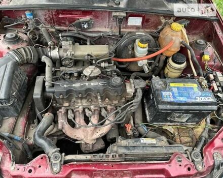 Красный Дэу Ланос, объемом двигателя 1.5 л и пробегом 150 тыс. км за 1250 $, фото 8 на Automoto.ua