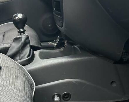 Червоний Деу Ланос, об'ємом двигуна 1.6 л та пробігом 223 тис. км за 3600 $, фото 12 на Automoto.ua