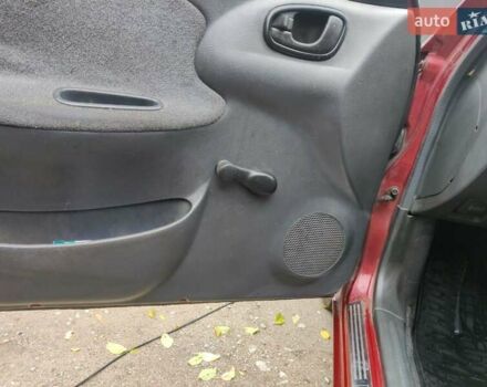 Красный Дэу Ланос, объемом двигателя 1.5 л и пробегом 275 тыс. км за 1700 $, фото 4 на Automoto.ua