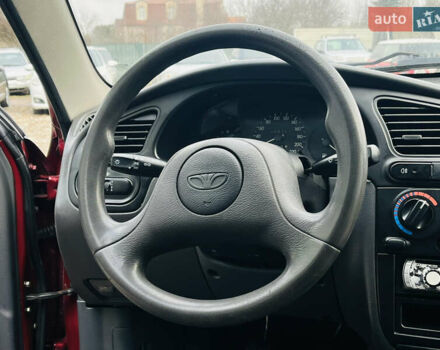 Червоний Деу Ланос, об'ємом двигуна 1.5 л та пробігом 209 тис. км за 2700 $, фото 13 на Automoto.ua