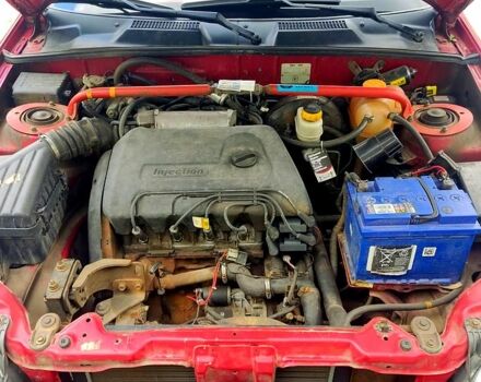 Деу Ланос 2008 у Харкові на Automoto.ua Червоний Деу Ланос, об'ємом двигуна 1.4 л та пробігом 157 тис. км за 2000 $, фото 8 на Automoto.ua