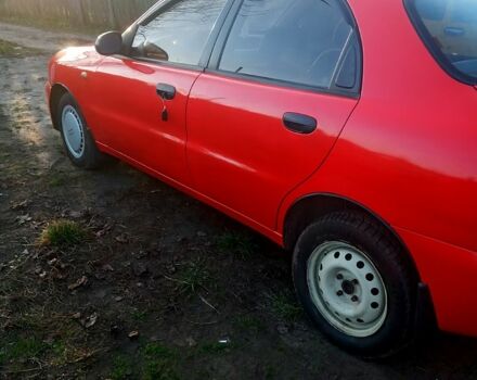 Красный Дэу Ланос, объемом двигателя 1.6 л и пробегом 507 тыс. км за 1300 $, фото 2 на Automoto.ua