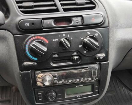 Червоний Деу Ланос, об'ємом двигуна 1.5 л та пробігом 140 тис. км за 2600 $, фото 5 на Automoto.ua