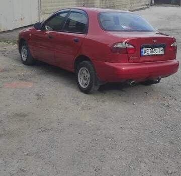 Красный Дэу Ланос, объемом двигателя 1.5 л и пробегом 300 тыс. км за 2100 $, фото 3 на Automoto.ua