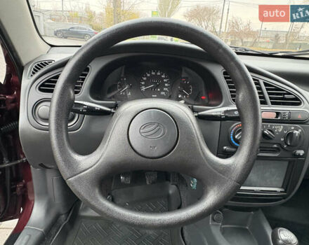 Красный Дэу Ланос, объемом двигателя 1.5 л и пробегом 74 тыс. км за 3400 $, фото 16 на Automoto.ua