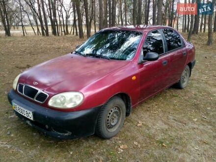 Дэу Ланос 1998 в Новомосковске на Automoto.ua Красный Дэу Ланос, объемом двигателя 1.5 л и пробегом 260 тыс. км за 1350 $, фото 1 на Automoto.ua