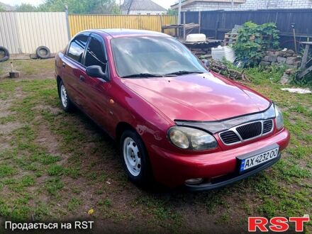 Деу Ланос 2000 у Изюме на Automoto.ua Червоний Деу Ланос, об'ємом двигуна 1.5 л та пробігом 163 тис. км за 3000 $, фото 1 на Automoto.ua