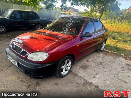 Деу Ланос 2002 у Кропивницькому (Кіровограді) на Automoto.ua Червоний Деу Ланос, об'ємом двигуна 1.5 л та пробігом 300 тис. км за 1350 $, фото 1 на Automoto.ua
