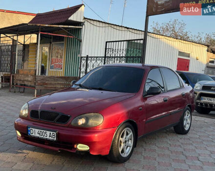 Красный Дэу Ланос, объемом двигателя 1.5 л и пробегом 300 тыс. км за 1699 $, фото 1 на Automoto.ua