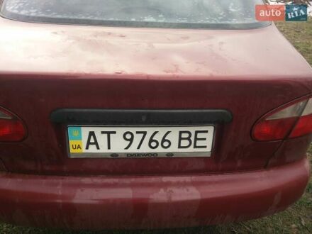 Красный Дэу Ланос, объемом двигателя 1.3 л и пробегом 300 тыс. км за 1650 $, фото 1 на Automoto.ua