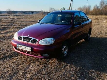Дэу Ланос 2004 в Калиновке на Automoto.ua Красный Дэу Ланос, объемом двигателя 1.5 л и пробегом 267 тыс. км за 2200 $, фото 1 на Automoto.ua
