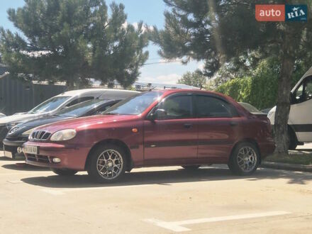 Дэу Ланос 2004 в Одессе на Automoto.ua Красный Дэу Ланос, объемом двигателя 1.5 л и пробегом 155 тыс. км за 3000 $, фото 1 на Automoto.ua