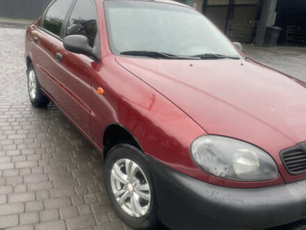 Деу Ланос 2004 у Харкові на Automoto.ua Червоний Деу Ланос, об'ємом двигуна 1.5 л та пробігом 270 тис. км за 2200 $, фото 1 на Automoto.ua