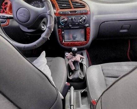 Червоний Деу Ланос, об'ємом двигуна 1.5 л та пробігом 198 тис. км за 3200 $, фото 1 на Automoto.ua