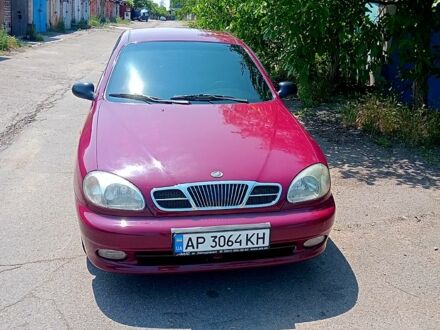 Деу Ланос 2005 у Запоріжжя на Automoto.ua Червоний Деу Ланос, об'ємом двигуна 1.5 л та пробігом 195 тис. км за 2800 $, фото 1 на Automoto.ua